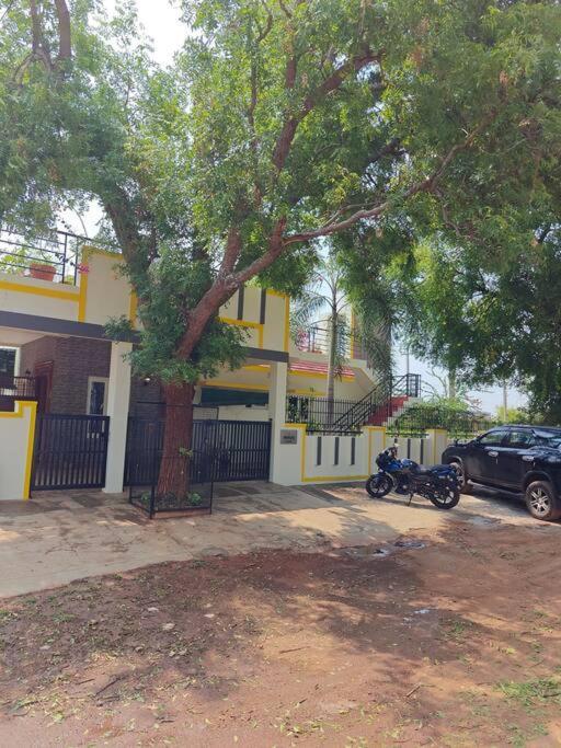 S R Luxurious Fully Ac 3 Bhk Bunglow Mysore Villa Exterior photo